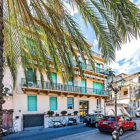 Beaurivage 12 Apartment With Sea View By Wonderful Italy Apartamento Sanremo
